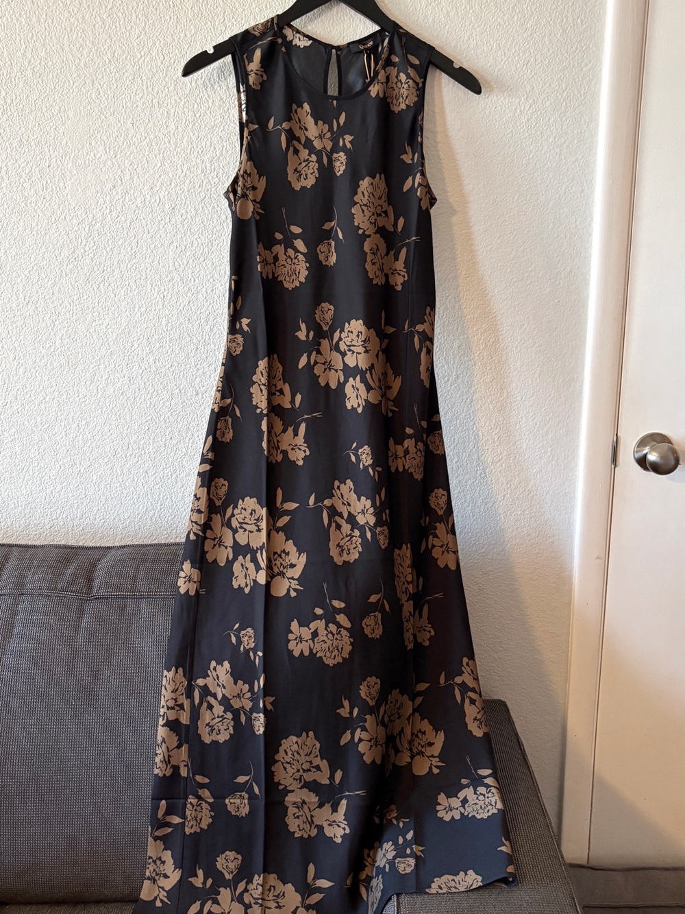 Quince Black Mulberry Silk Dress with Brown Floral Pattern - NWT - Picture 4 of 8